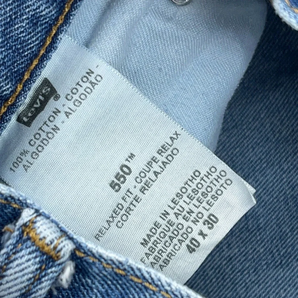 Vintage Y2K Levis 550 Jeans Men 38x29 Relaxed Fit Straight Leg Med Wash Adult